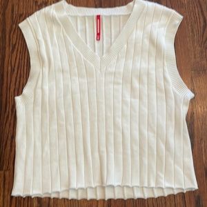 White oversized crop NWOT